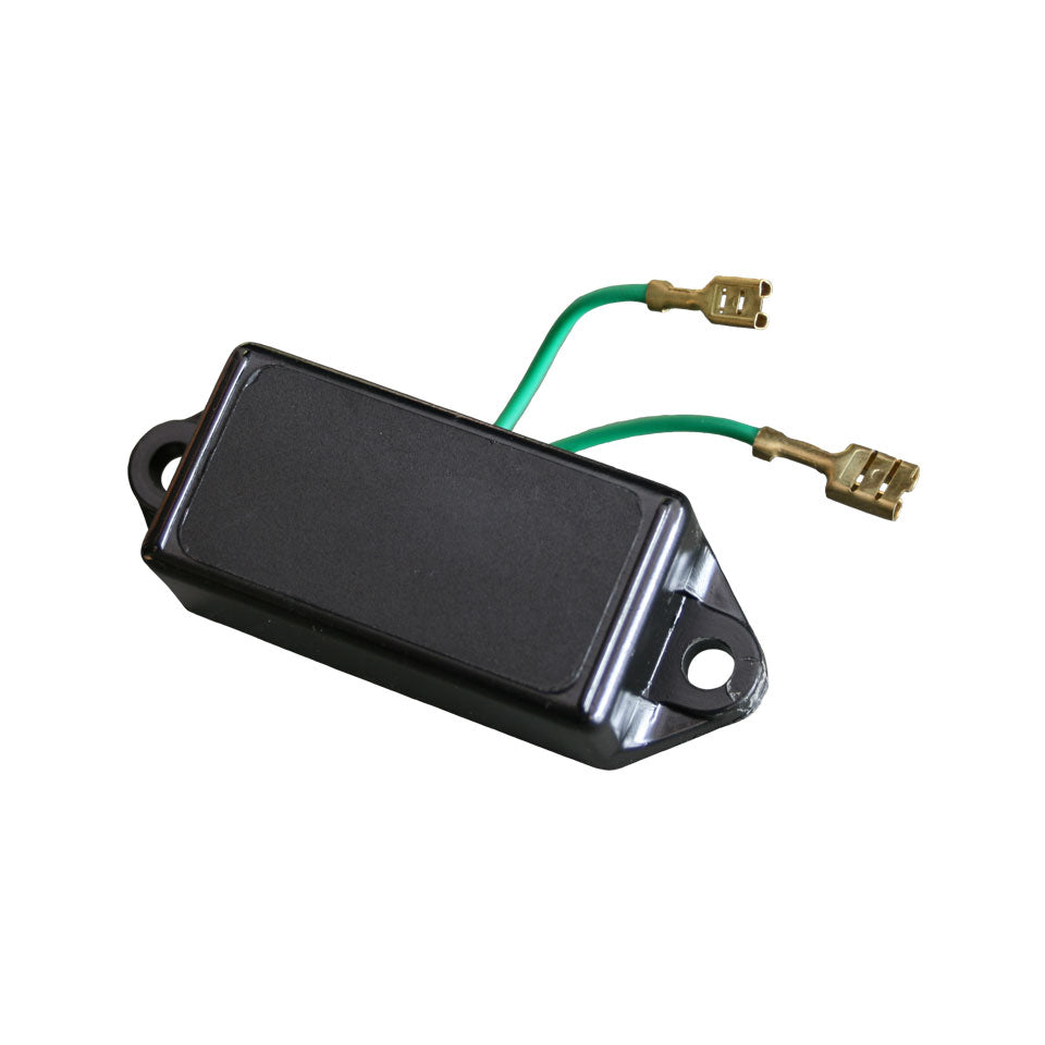 Voltage regulator alternator, internal without carbon brushes