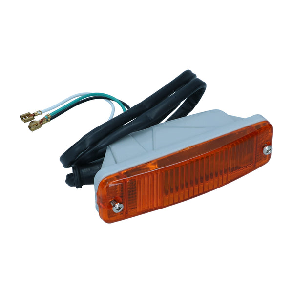 Indicator complete in front bumper, orange