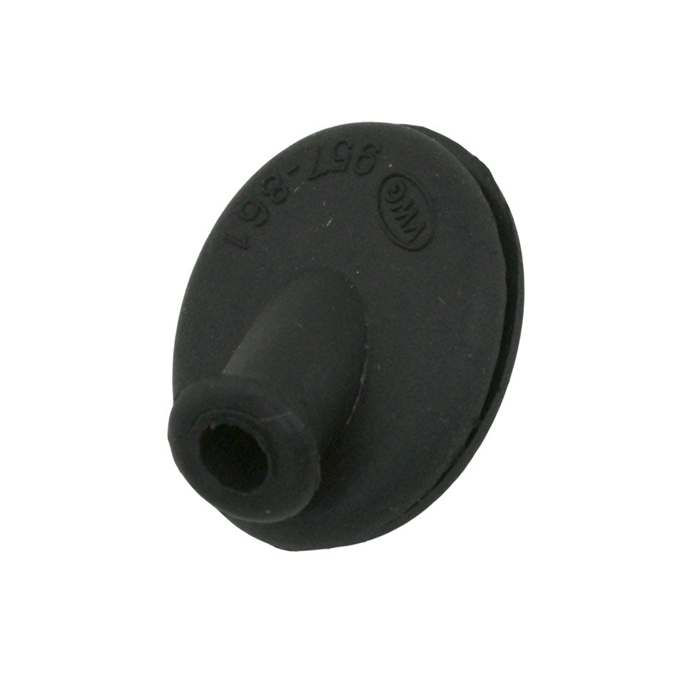Pasacables de aleta interior delantera para cable de velocímetro